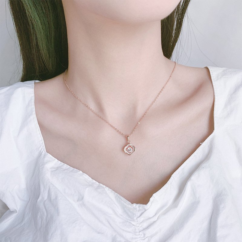 Creative s999 pure silver four-leaf clover smart necklace female simple beating heart pendant Christmas ornament